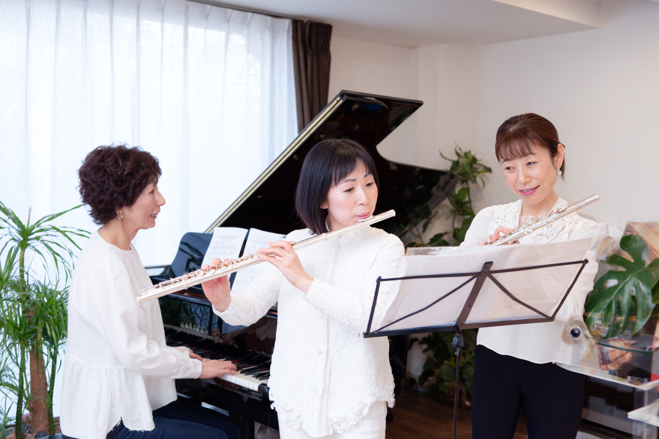 フルート教室のレッスン風景