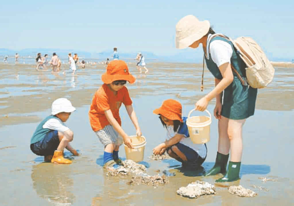 潮干狩りの様子